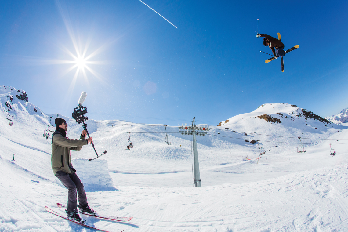 How to mount & film SKIING videos with a 360 camera (Ft. John Collinson) 