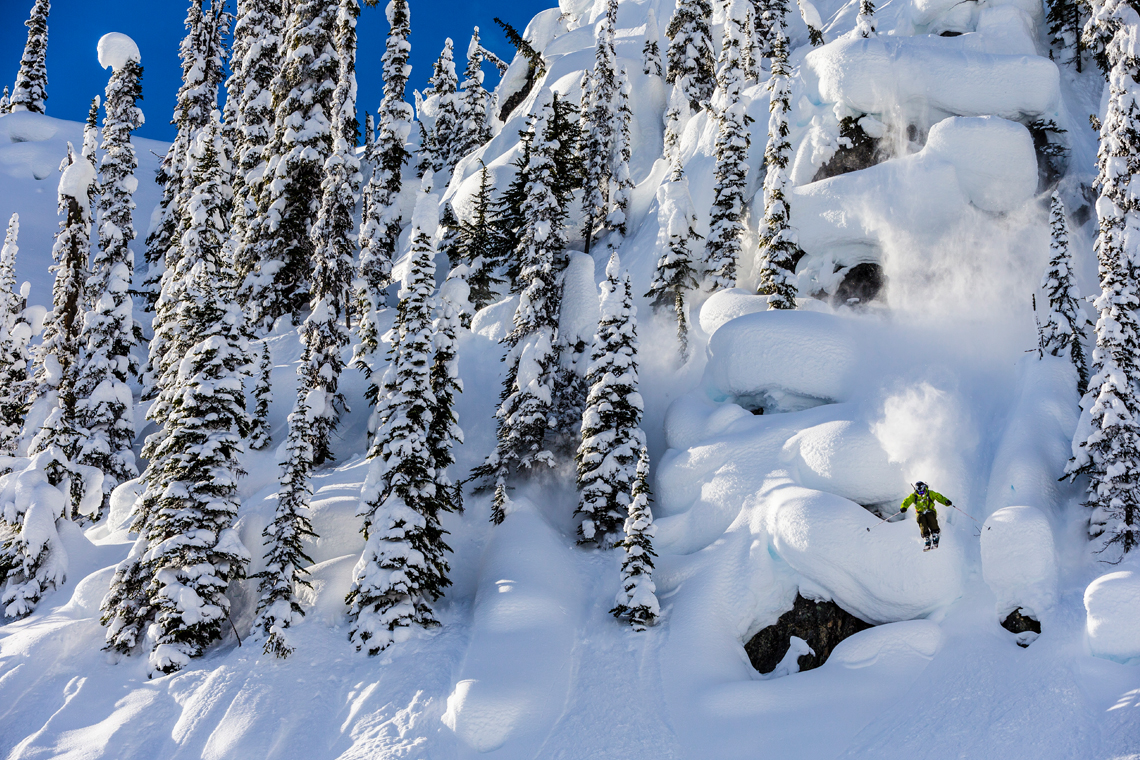 From pillow lines to party time, Ski.com has you covered. Photo by Grant Gunderson.